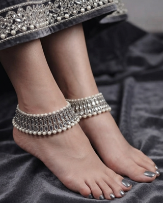Statement Anklets