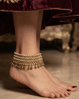 Statement Anklets