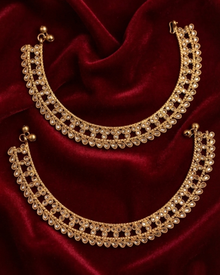 Statement Anklets