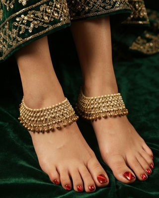 Statement Anklets