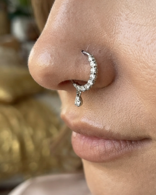 Statement Nose Pin / Nath