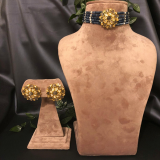 Luxury grey beaded Kundan choker necklace set with matching earrings, elegant statement jewelry for South Asian bridal weddings and receptions.