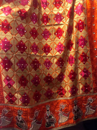 The Bridal Shagun Phulkari - Punjabi Phulkari Dupatta
