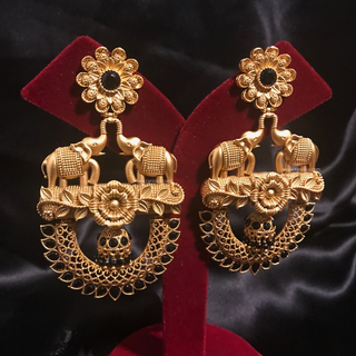 TANISHQ Designer Elephant (Hati) Antique Gold Earrings - Black