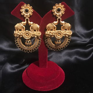 TANISHQ Designer Elephant (Hati) Antique Gold Earrings - Black