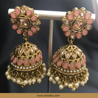 Baby Pink Traditional Necklace Set - Antique Gold