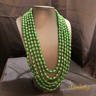 The Monarch’s Shield | Ornate Filigree Pearl Mala