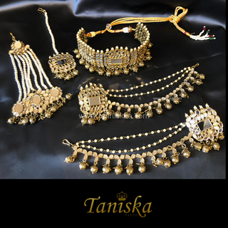 HARLEEN Golden Glass Necklace Set