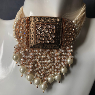ISHANA Golden Uncut-Kundan Necklace/Choker Set
