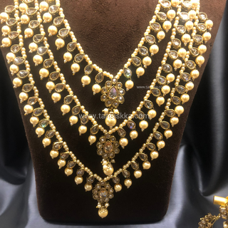 HANIYA 3 Tier Designer Golden Long Haar Set