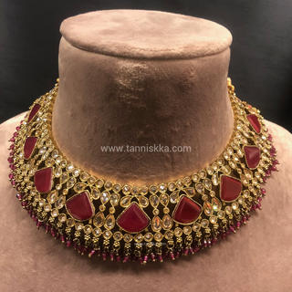 ANADIA Necklace Set