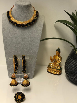 RANG-DE Pearl Necklace Set (Necklace, Earrings) - Black