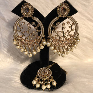 ALIA Designer Earring & Tikka Set - Pearl White / Golden