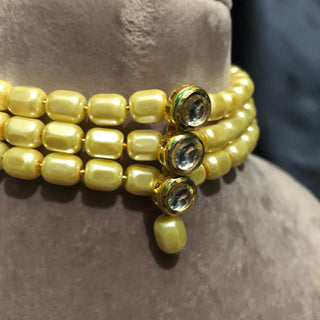Golden Kundan Necklace Set