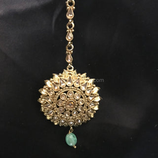 MEHAR Antique Gold Earrings & Tikka - Golden Minty