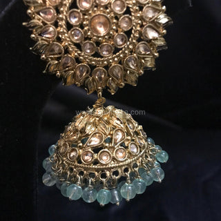 MEHAR Antique Gold Earrings & Tikka - Golden Minty