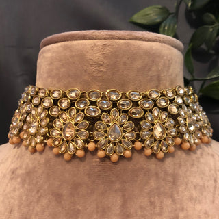 Pearly Antique Gold Necklace Set (Necklace, Earrings, Tikka) - Golden / Peach