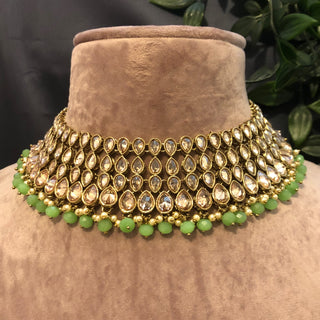 Pearly Antique Gold Necklace Set (Necklace, Earrings, Tikka) - Gold / Mint