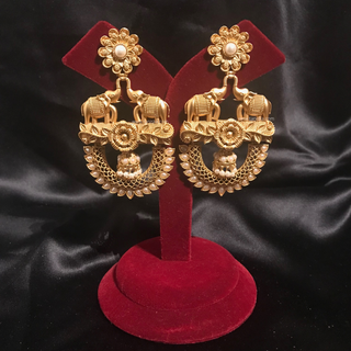 TANISHQ Designer Elephant (Hati) Antique Gold Earrings - Golden
