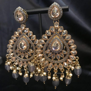 MAHIRA Antique Gold Earring & Tikka Set - Charcoal Grey