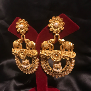 TANISHQ Designer Elephant (Hati) Antique Gold Earrings - Golden